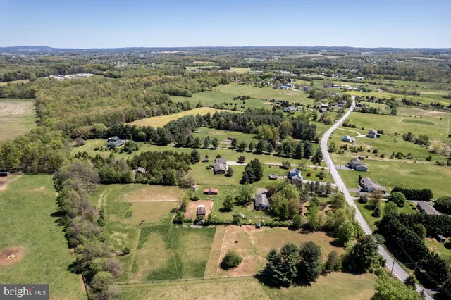 $604,900 | 2226 Harney Road, Littlestown, PA 17340