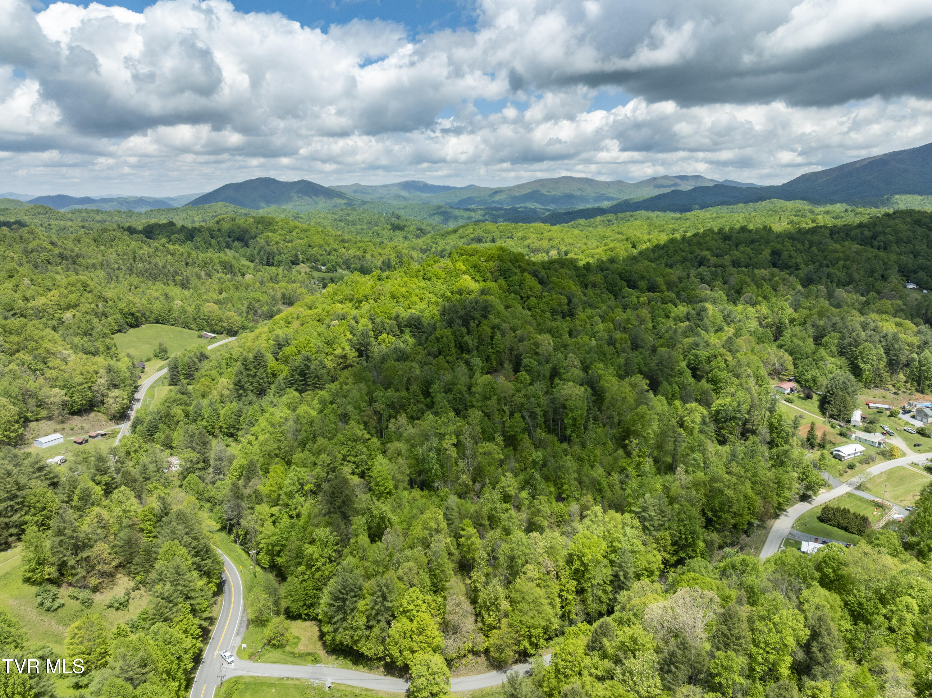 994 Fairview Road Hampton, TN 37658 - Photo 34 of 52 Fairview-aerials-9