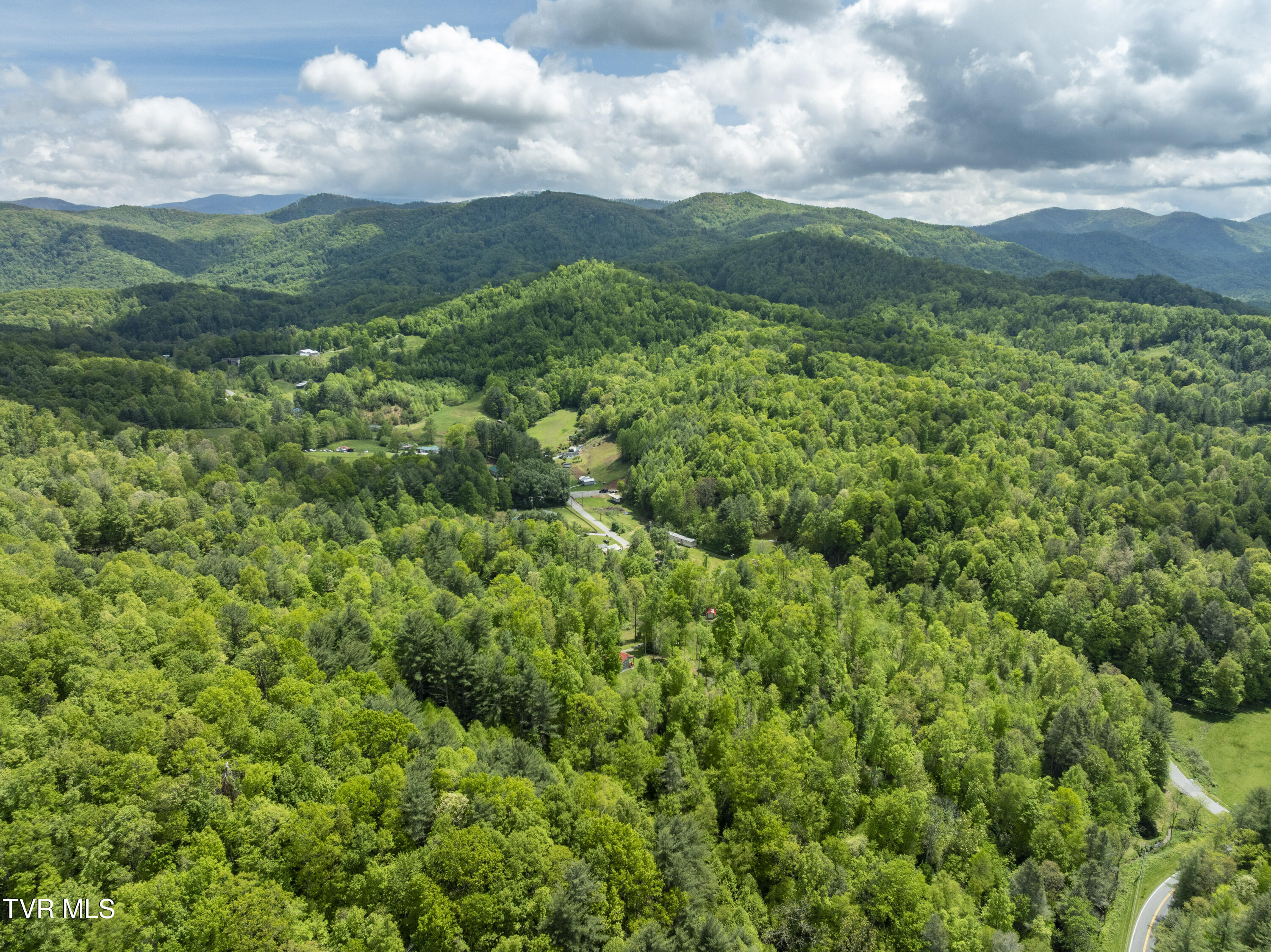 994 Fairview Road Hampton, TN 37658 - Photo 39 of 52 Fairview-aerials-12