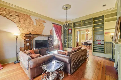$505,000 | 818 Lafayette Street, Unit 818, New Orleans, LA 70113