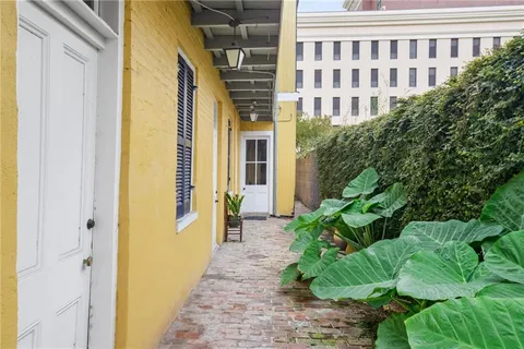 $505,000 | 818 Lafayette Street, Unit 818, New Orleans, LA 70113