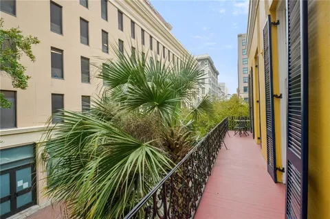 $505,000 | 818 Lafayette Street, Unit 818, New Orleans, LA 70113