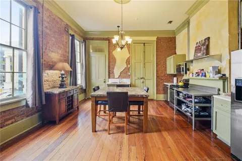 $505,000 | 818 Lafayette Street, Unit 818, New Orleans, LA 70113