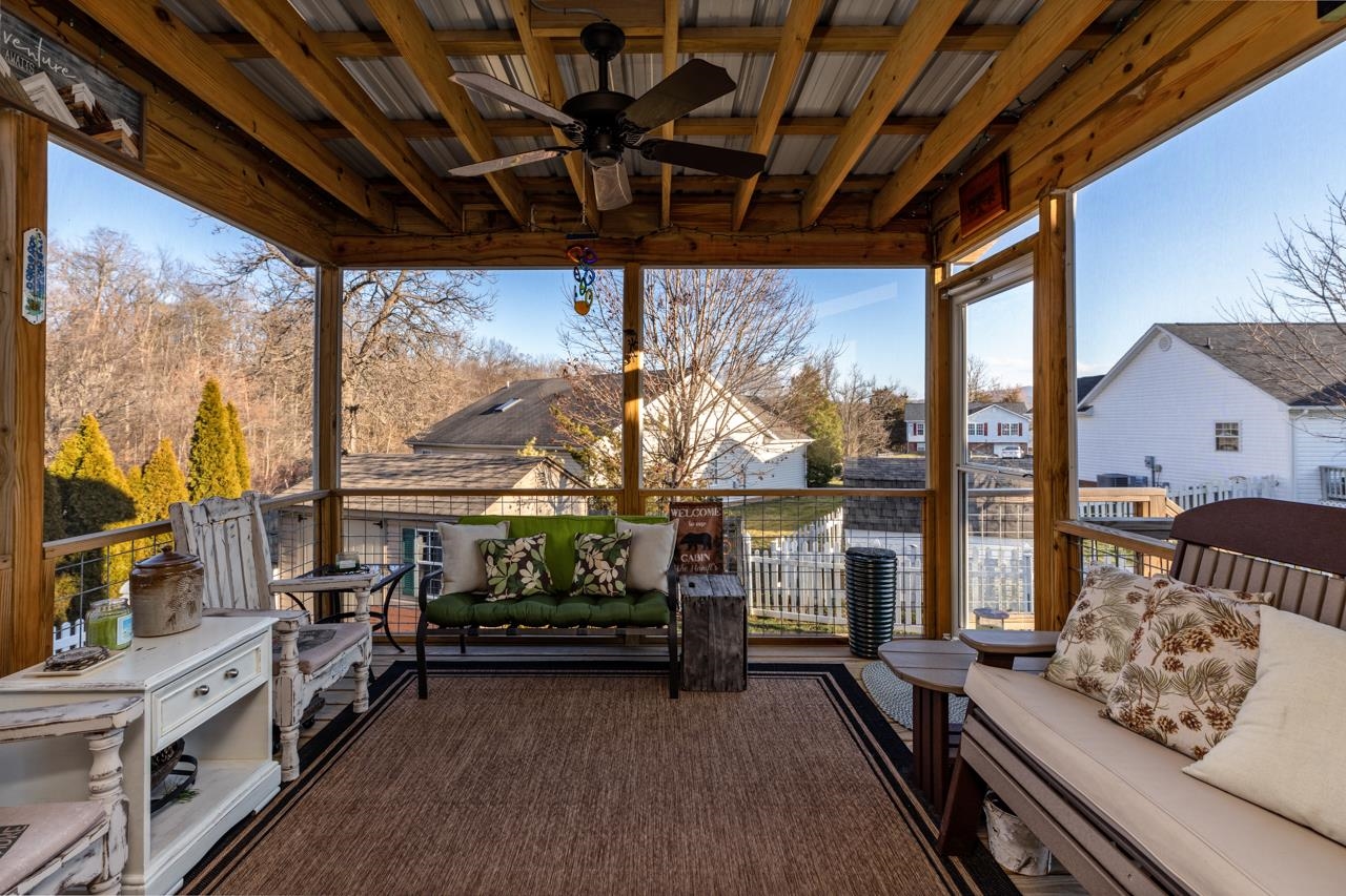 208 Kingsport Road Waynesboro, VA 22980 - Photo 31 of 38 a view of porch with seating space