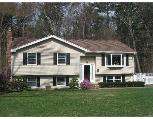9 Roosevelt Road Wilmington, MA 01887 - Photo 1 of 1 Gallery Image 1