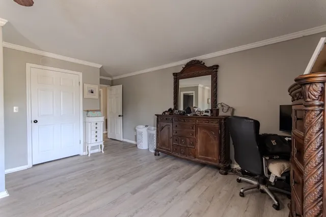 a view of entryway with wooden floor
