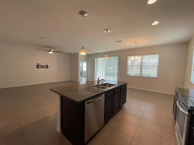 $2,200 | 17821 Garsalaso Circle, Brooksville, FL 34604