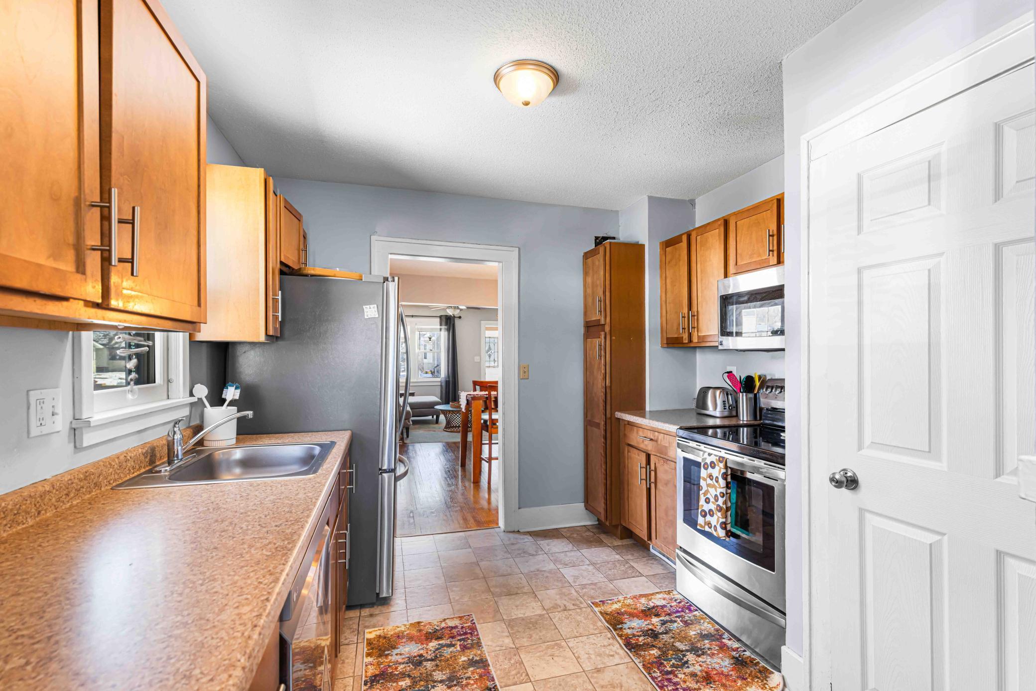 801 15th Street South Fargo, ND 58103 - Photo 11 of 52
