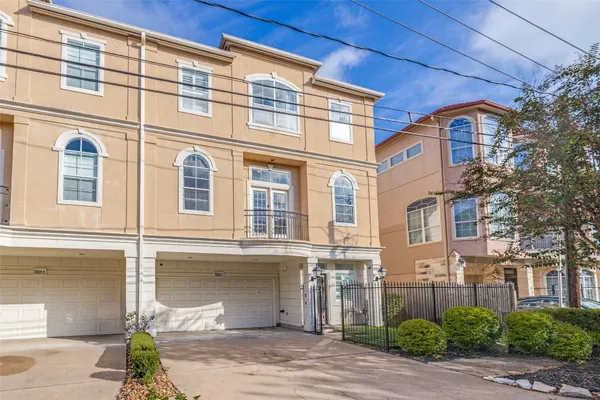 $3,250 | 5208 Blossom Street, Unit 9, Houston, TX 77007