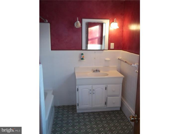 316 North Old Mill Road Dover, DE 19901 - Photo 22 of 24 Bathroom
