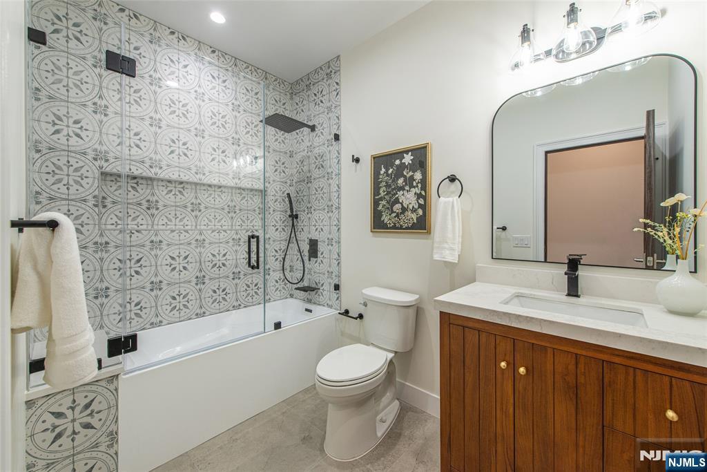 98 Haddenfield Road Clifton, NJ 07013 - Photo 38 of 50