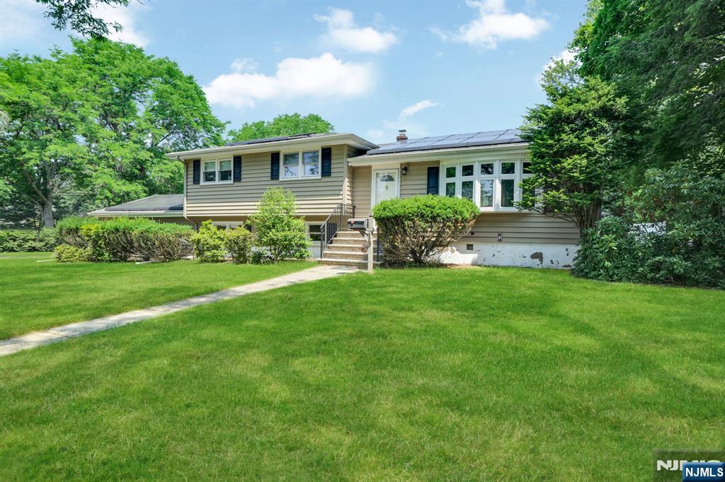 19 Lawrence Road Wayne, NJ 07470 - Photo 24 of 33