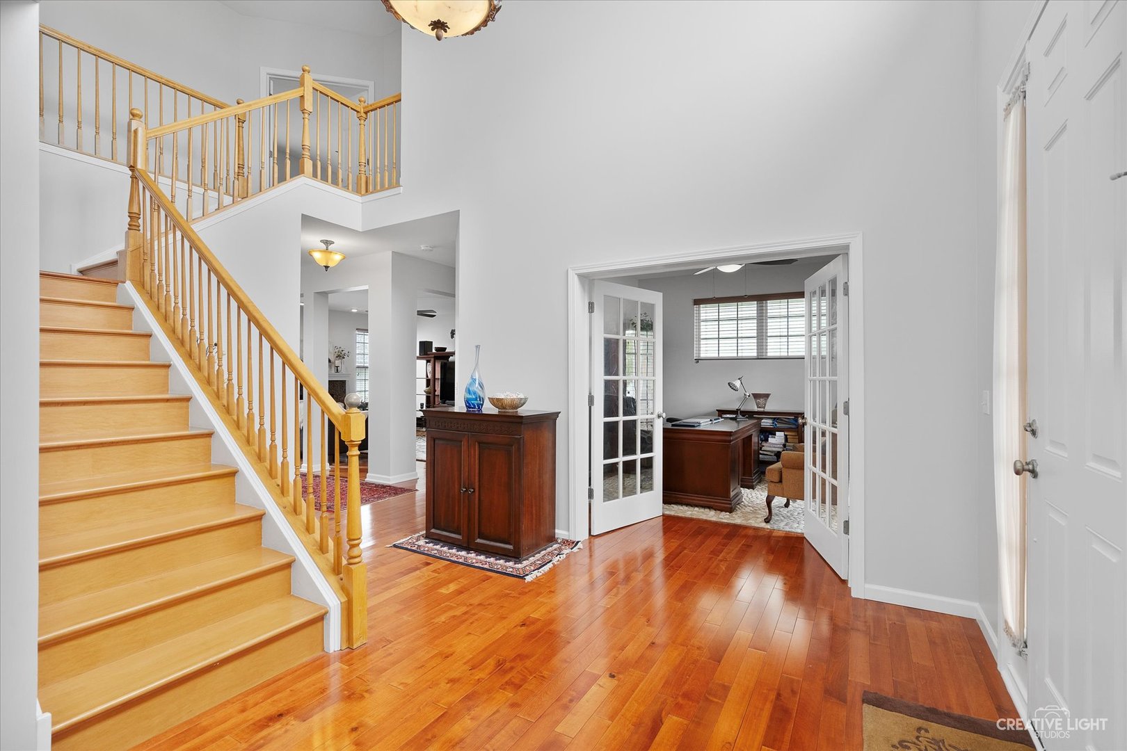 147 Gillett Street Sugar Grove, IL 60554 - Photo 23 of 32 a view of livingroom with furniture and workspace