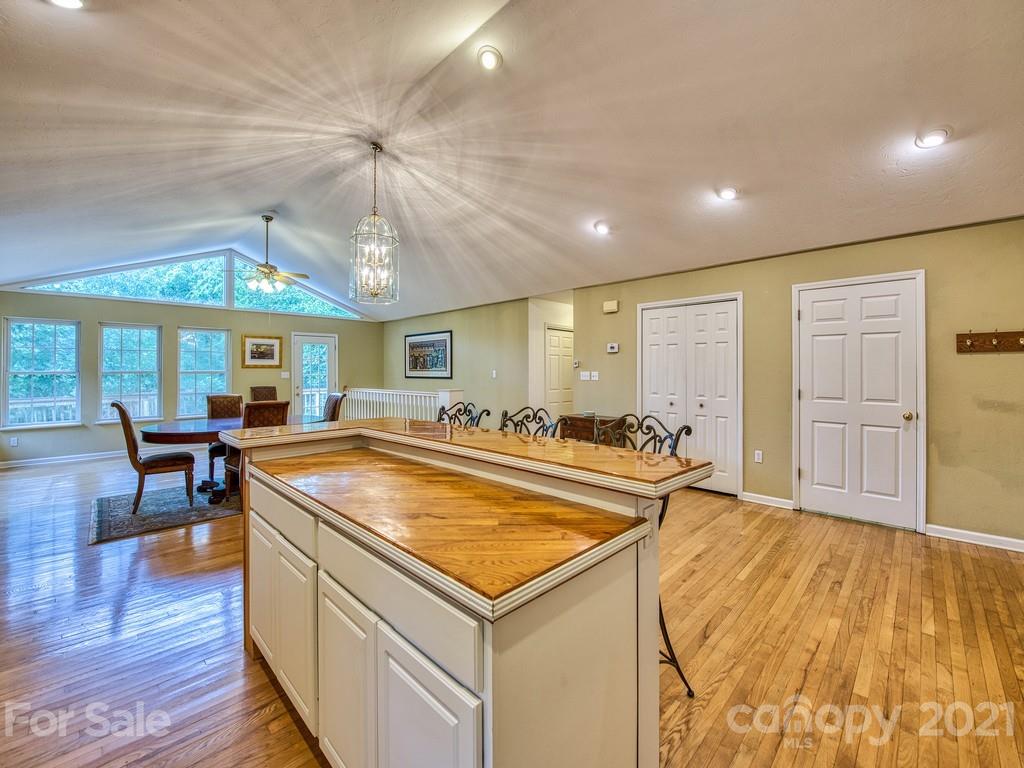 301 Jade Road Sylva, NC 28779 - Photo 13 of 34 Gallery Image 13
