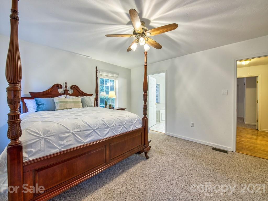 301 Jade Road Sylva, NC 28779 - Photo 19 of 34 Gallery Image 19