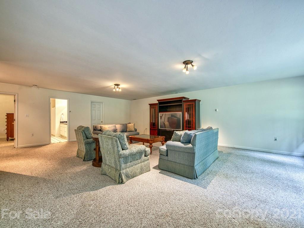 301 Jade Road Sylva, NC 28779 - Photo 25 of 34 Gallery Image 25