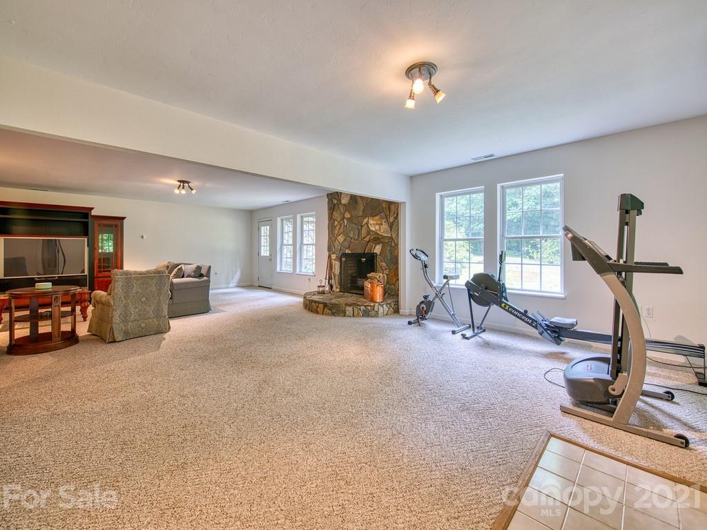 301 Jade Road Sylva, NC 28779 - Photo 28 of 34 Gallery Image 28