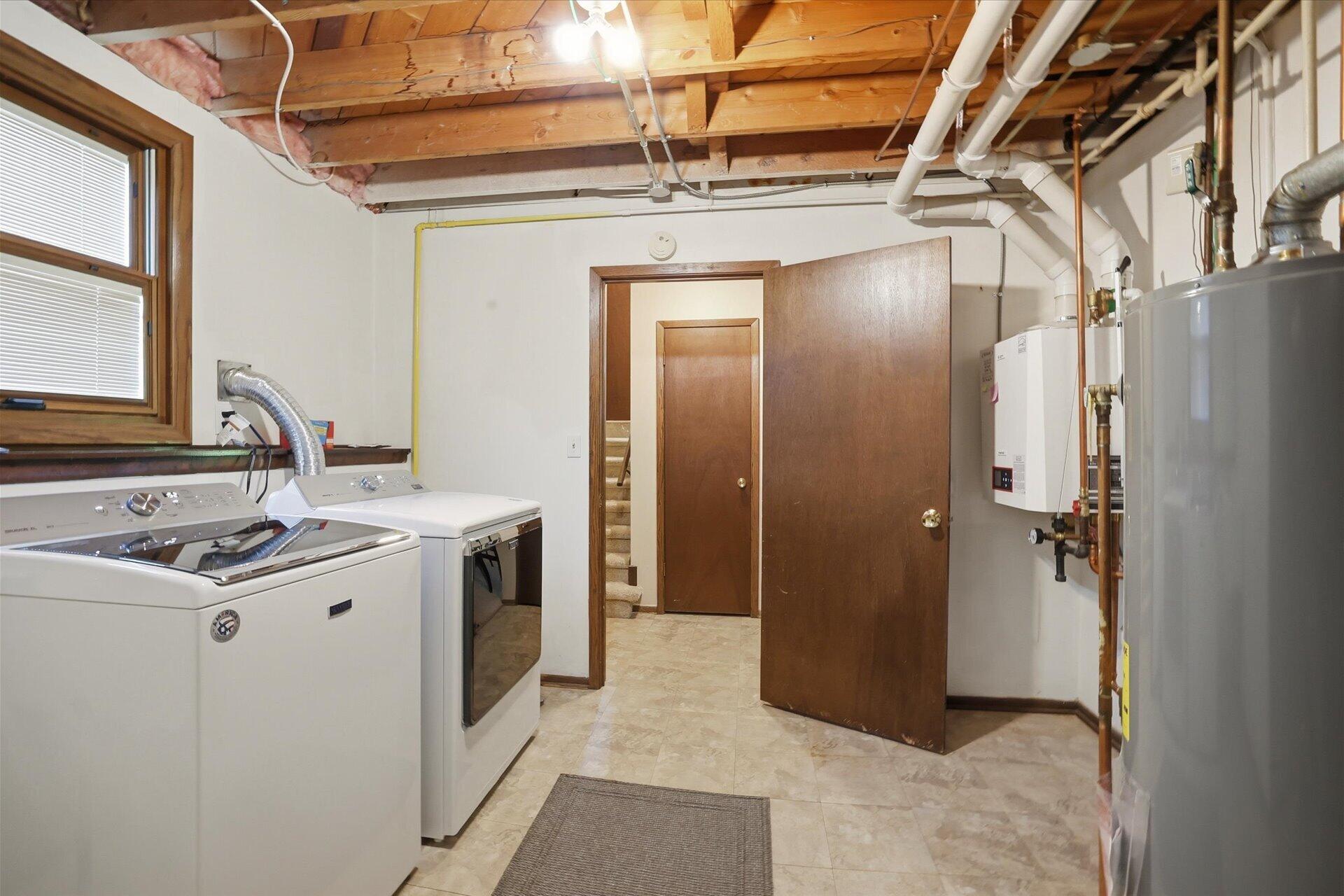 6085 Trail Ridge Drive Greendale, WI 53129 - Photo 28 of 34 Laundry Room