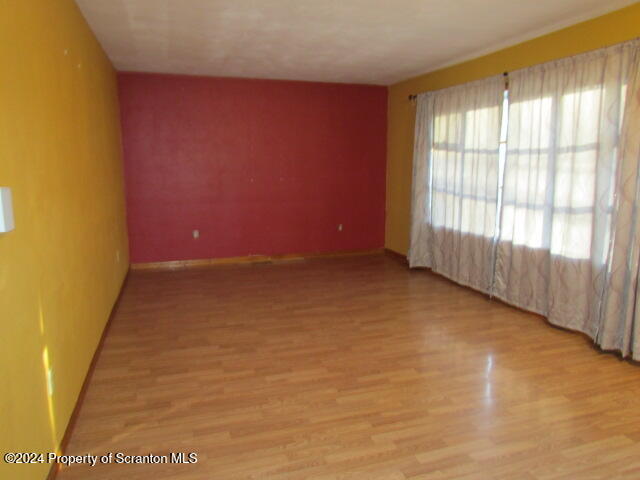 19046 State Rte 92 Susquehanna, PA 18847 - Photo 5 of 33 Living Room