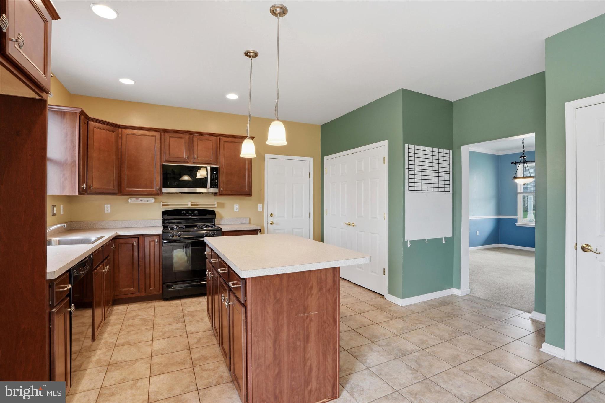 2409 Turnbury Road Gilbertsville, PA 19525 - Photo 14 of 45