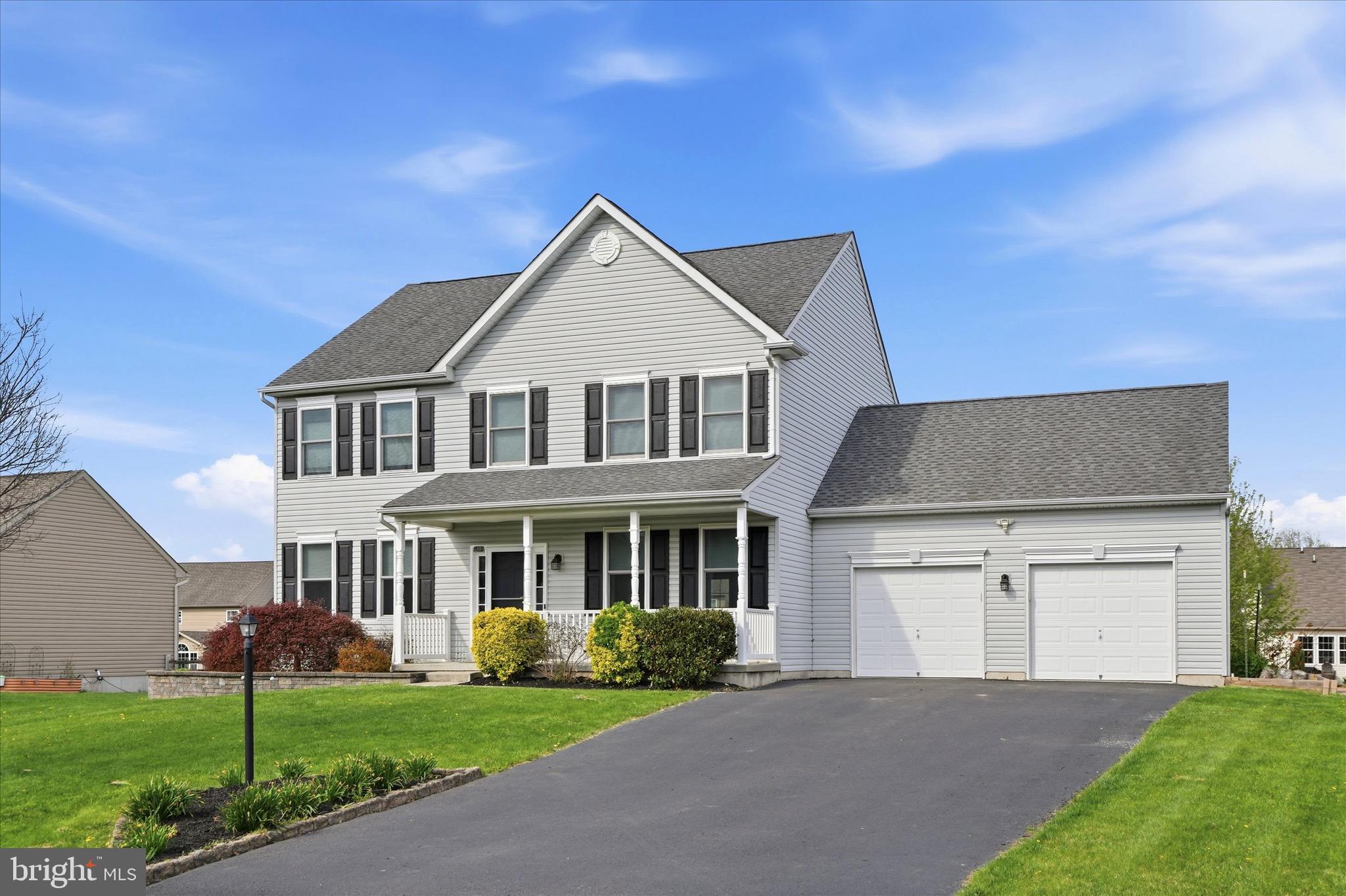 2409 Turnbury Road Gilbertsville, PA 19525 - Photo 2 of 45