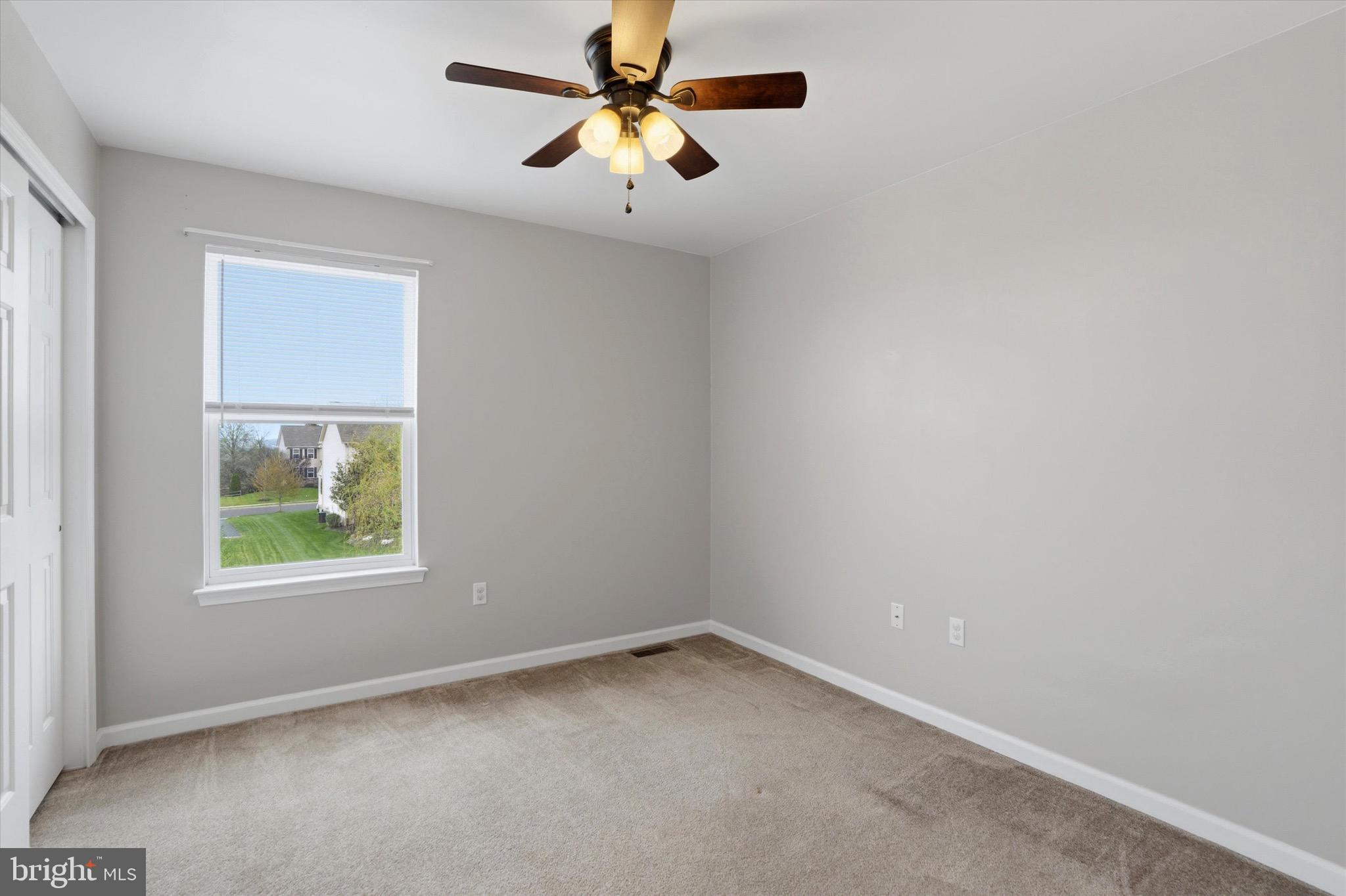 2409 Turnbury Road Gilbertsville, PA 19525 - Photo 24 of 45