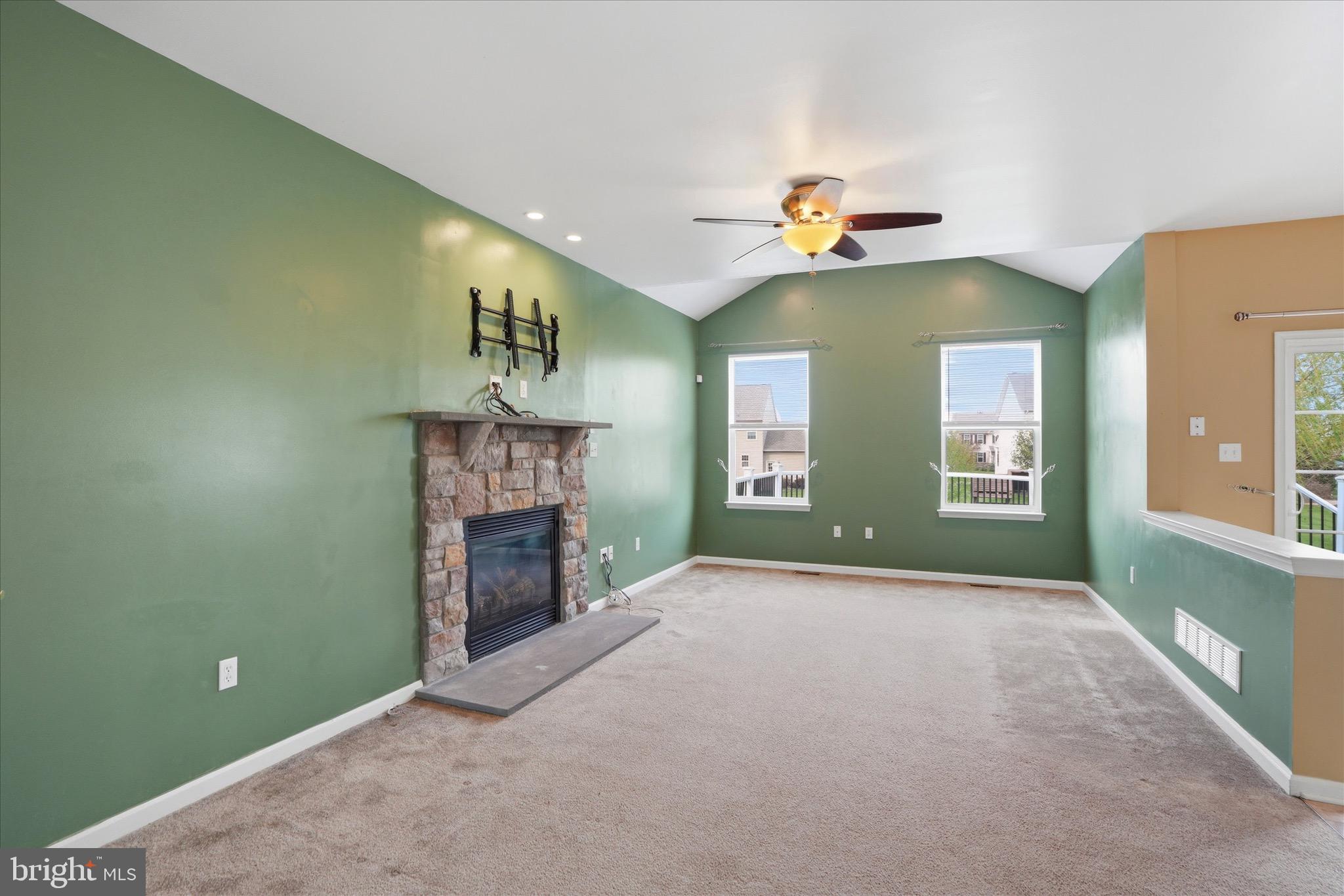 2409 Turnbury Road Gilbertsville, PA 19525 - Photo 9 of 45