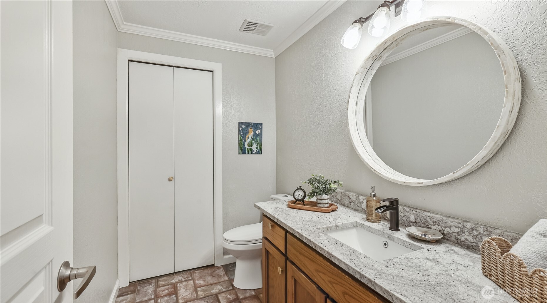 12350 Southeast 96th Place Renton, WA 98056 - Photo 20 of 38