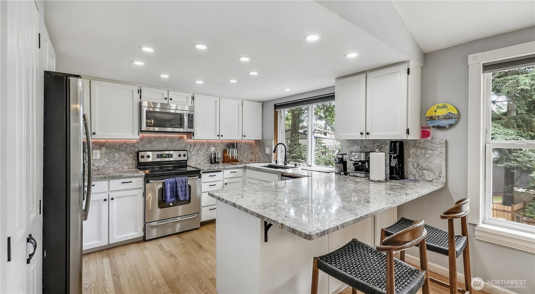 12350 Southeast 96th Place Renton, WA 98056 - Photo 8 of 38