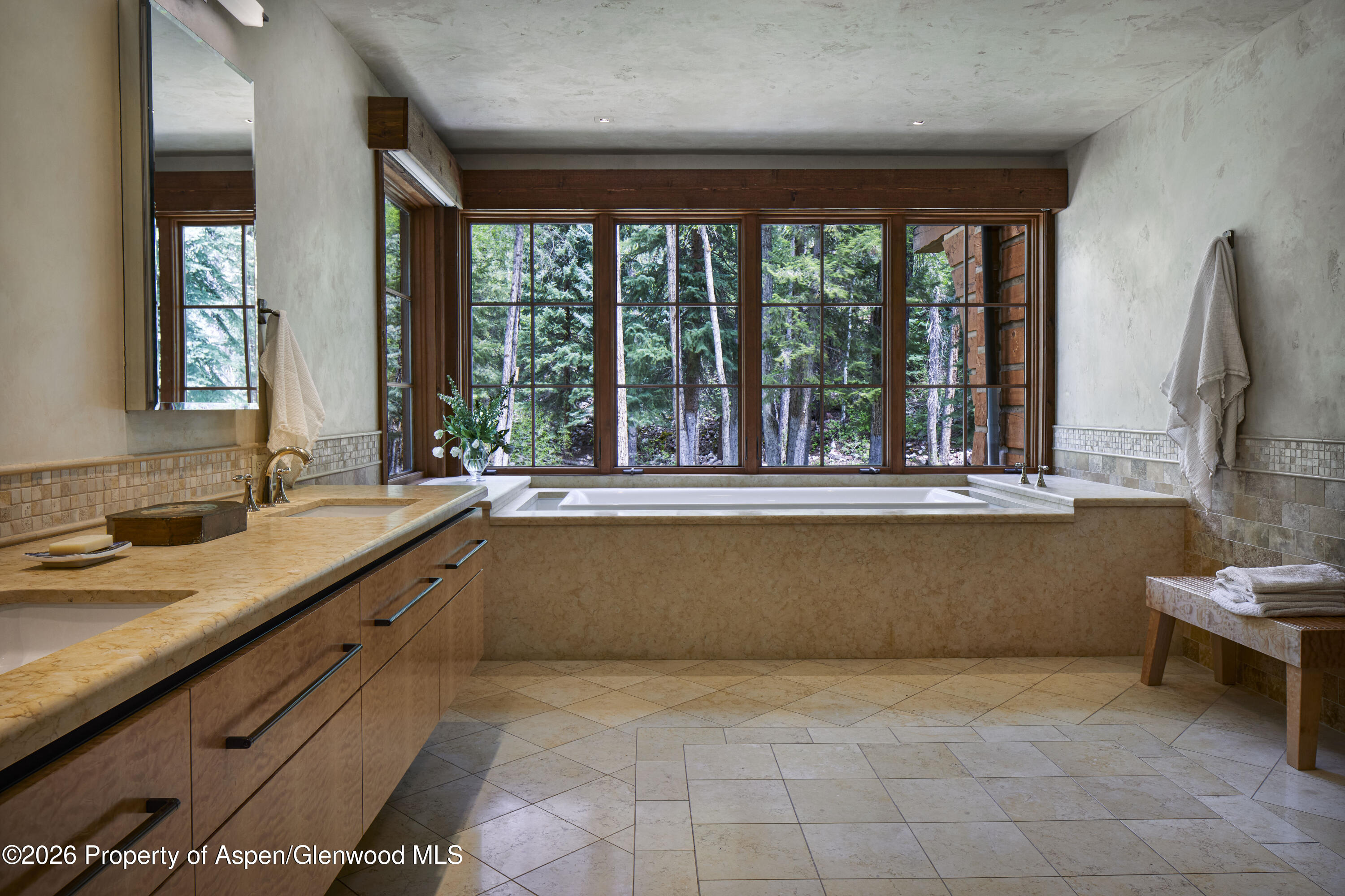143 Conundrum Creek Road Aspen, CO 81611 - Photo 10 of 16 a living room with a large window