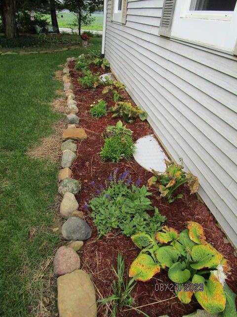 4252 Condit Road Sunbury, OH 43074 - Photo 37 of 53 landscaping