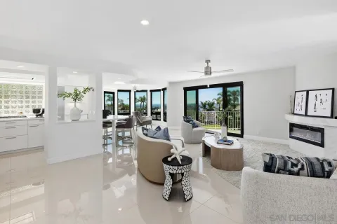 $3,990,000 | 7215 El Fuerte Street, Carlsbad, CA 92009