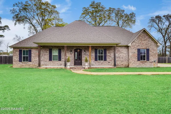 $395,000 | 555 Longwood Drive, Opelousas, LA 70570