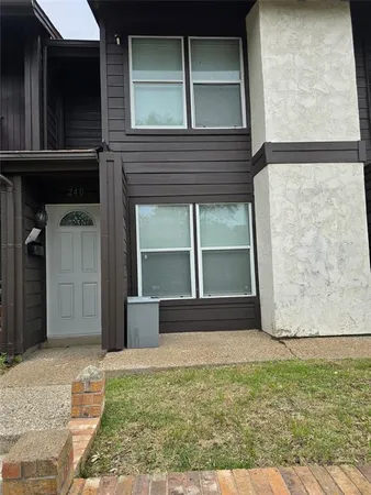 $195,000 | 240 Rolling Hills Place, Lancaster, TX 75146