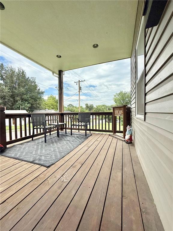 1831 Oneida Street Lexington, MO 64067 - Photo 4 of 35