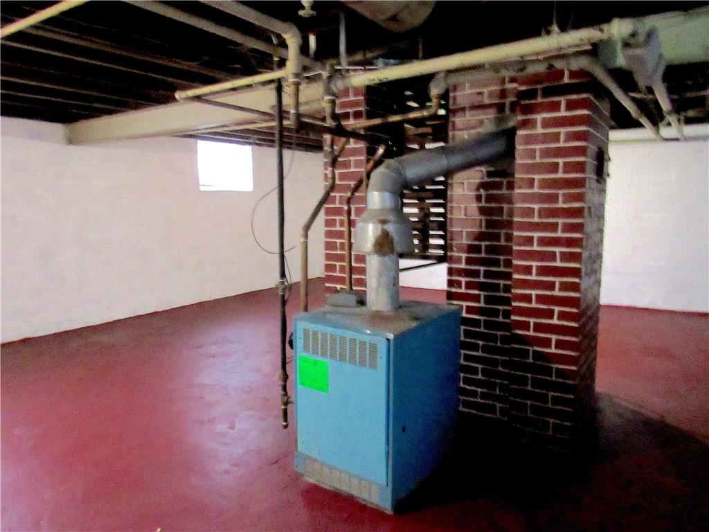 201 Friday Road Pittsburgh, PA 15209 - Photo 37 of 39 a view of entryway