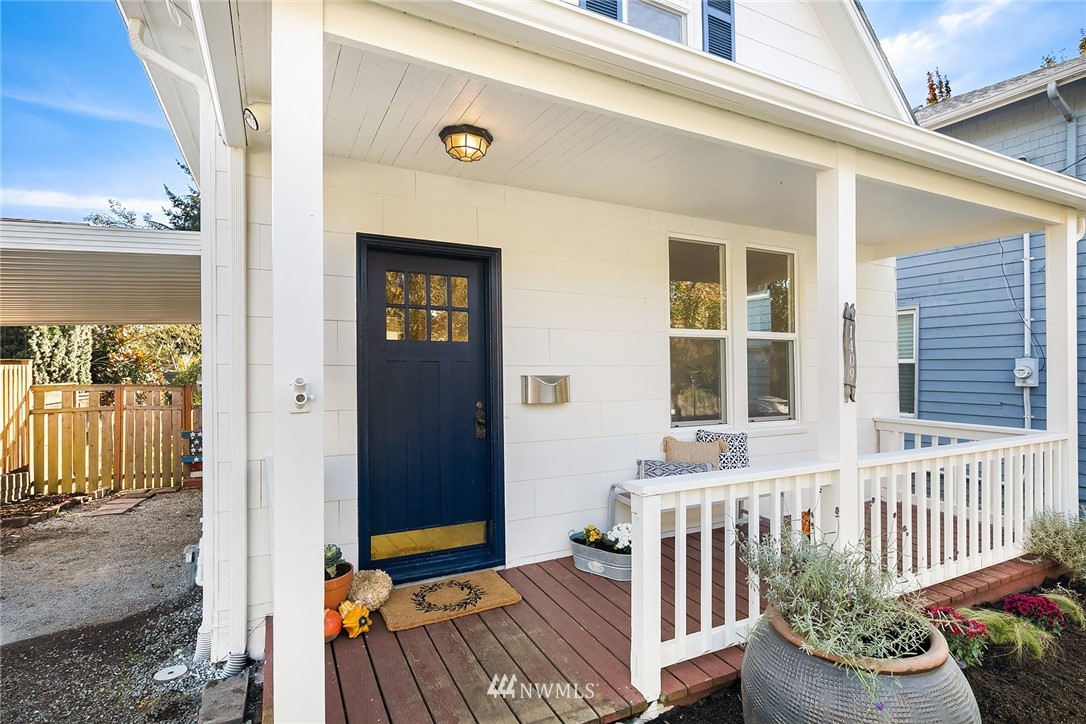 1409 North 41st Street Seattle, WA 98103 - Photo 2 of 22