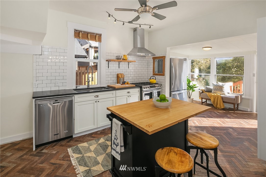 1409 North 41st Street Seattle, WA 98103 - Photo 9 of 22