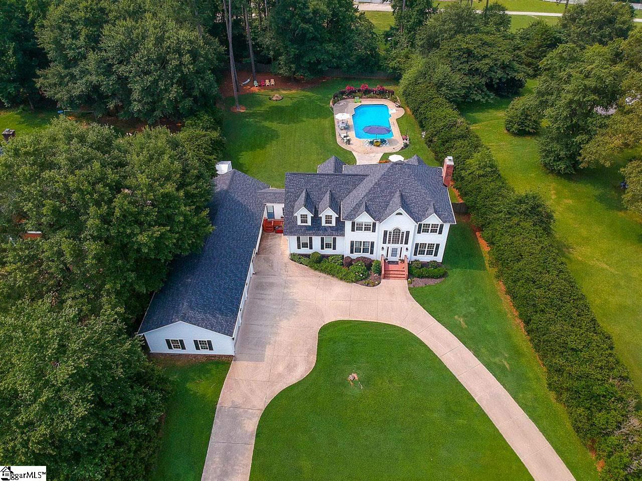 1714 Scuffletown Road Fountain Inn, SC 29644 - Photo 2 of 36