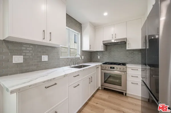 $1,699,999 | 4311 Eagle Rock Boulevard, Los Angeles, CA 90041