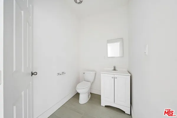 $1,699,999 | 4311 Eagle Rock Boulevard, Los Angeles, CA 90041