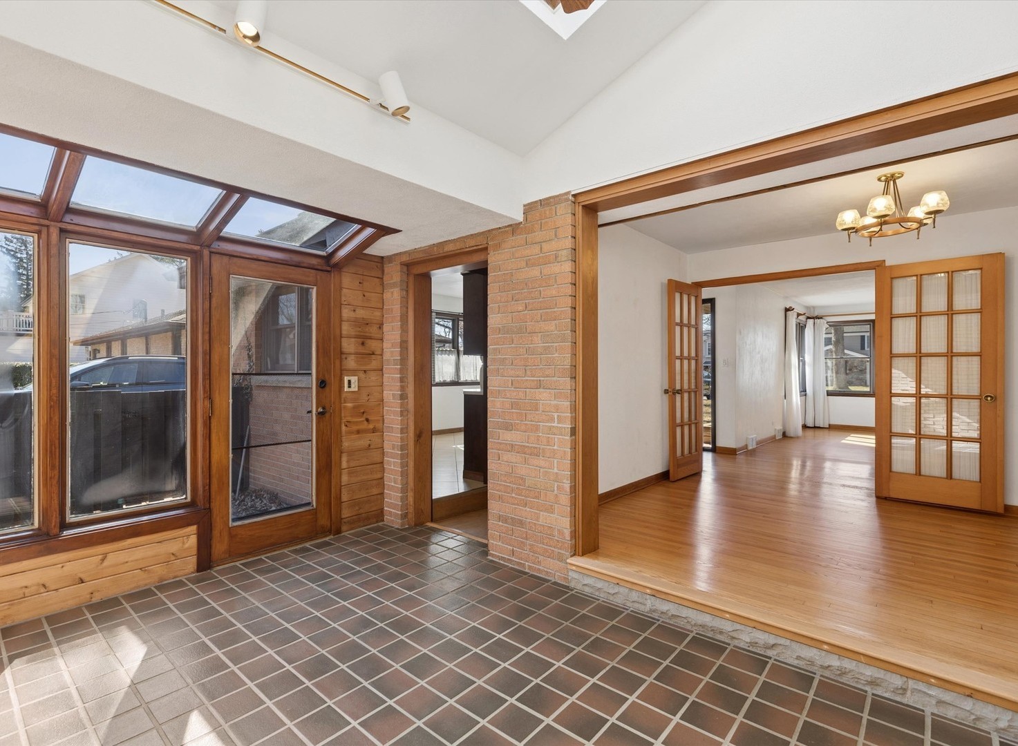 1473 Edgewood Road Lake Forest, IL 60045 - Photo 8 of 33 Gallery Image 8
