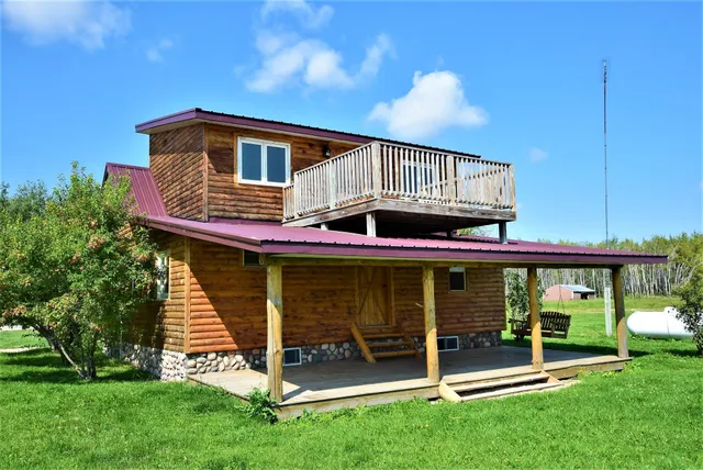$289,900 | 17195 350th Street, Wannaska, MN 56761
