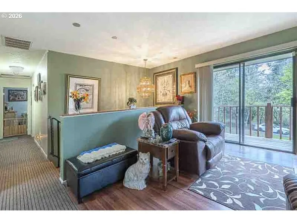 $619,000 | 1962 Bunker Hill Road South, Salem, OR 97306