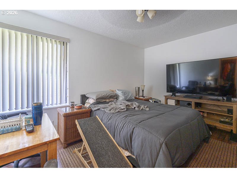 1962 Bunker Hill Road South Salem, OR 97306 - Photo 9 of 32