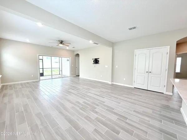 $1,950 | 9747 Cilantro Drive, Jacksonville, FL 32219