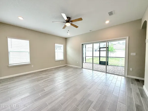 $1,950 | 9747 Cilantro Drive, Jacksonville, FL 32219