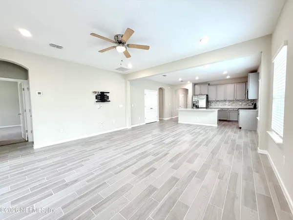 $1,950 | 9747 Cilantro Drive, Jacksonville, FL 32219