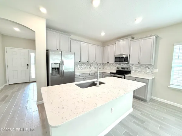 $1,950 | 9747 Cilantro Drive, Jacksonville, FL 32219