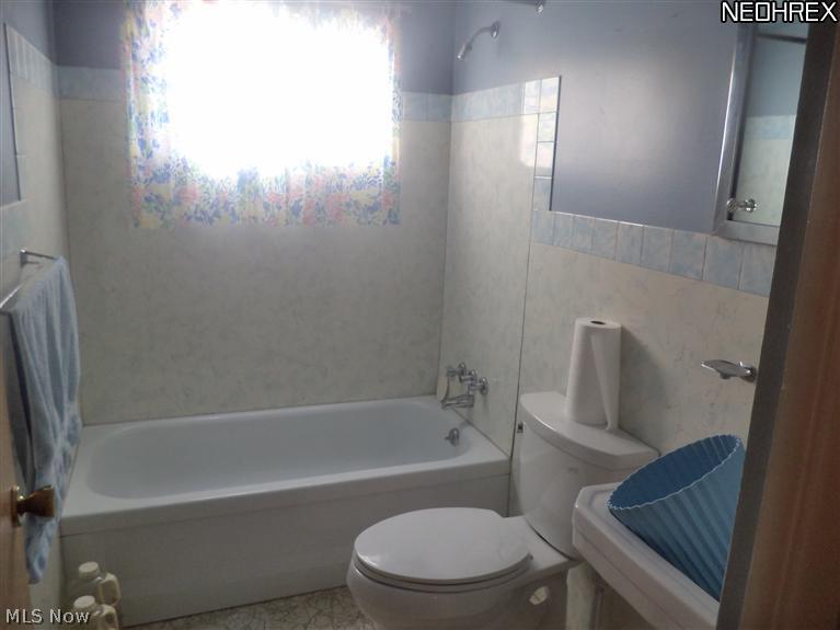 4889 Charles Road North Ridgeville, OH 44039 - Photo 9 of 16